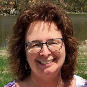 Meet your Posher, Lynn